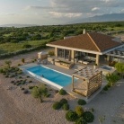 plant villa 8